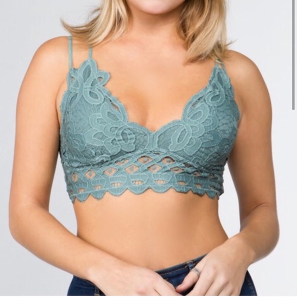 2️⃣/$50 Violet Gray Crochet Lace Bralette - Picture 2 of 4